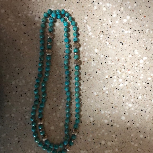 Turquoise beaded Necklace - Picture 5 of 5
